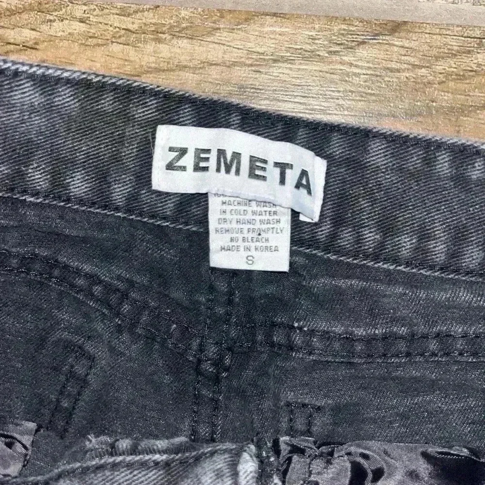Zemeta women’s black jeans - Picture 3 of 3